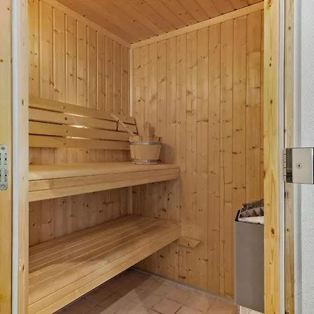 Stunning In With Kitchen Højby