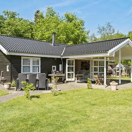 Stunning In With Kitchen * Højby
